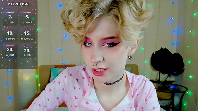 Angel Julles online show from November 2, 1:20 am