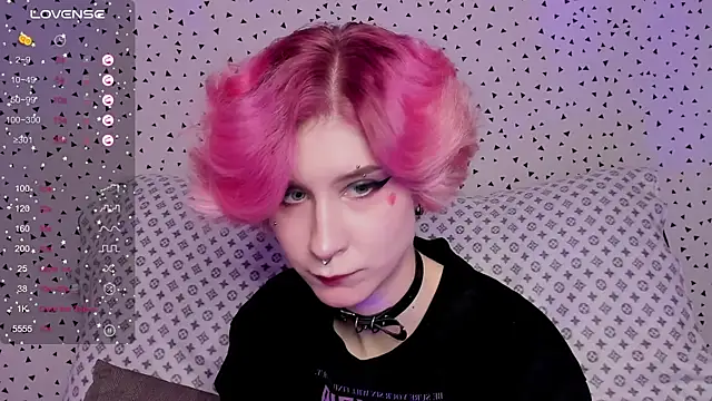 Angel Julles online show from May 31, 5:08 pm