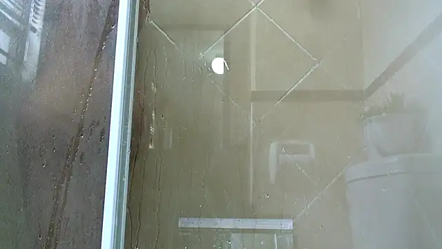 NewBeginnings8 online show from December 20, 9:02 am