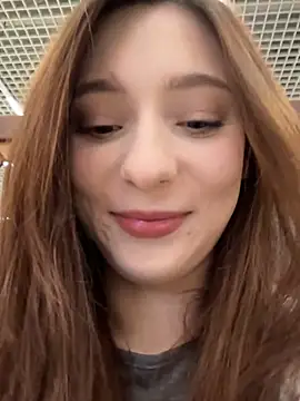 LilluKatten online show from January 13, 10:30 am