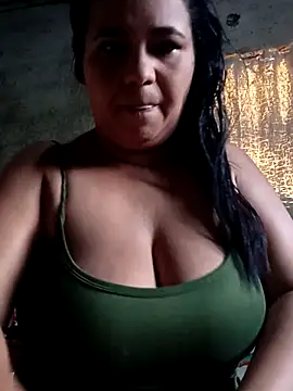 meliza87 online show from November 9, 7:43 pm