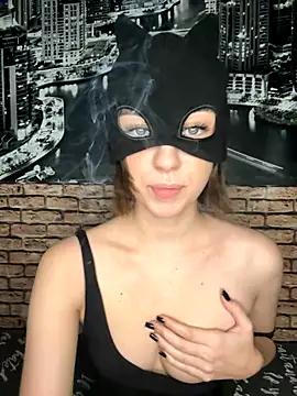 bunnyria1 online show from November 15, 4:30 pm