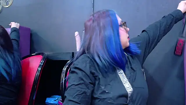 BellaBarness online show from November 17, 1:12 pm