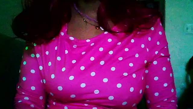 Juicyapplecandy online show from December 18, 4:01 pm