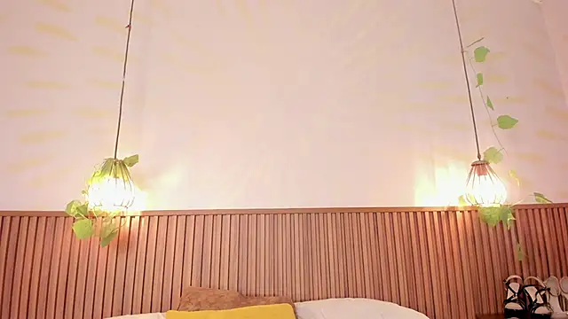 Charlote masson online show from December 18, 7:18 pm