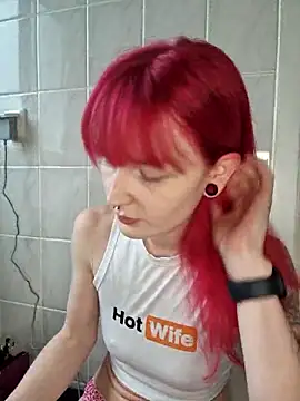 SkinnyGinny online show from November 10, 9:04 am