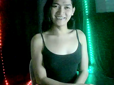 xwildflowerx online show from November 18, 11:11 am