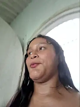 Sarah Foxx  online show from November 4, 4:01 pm