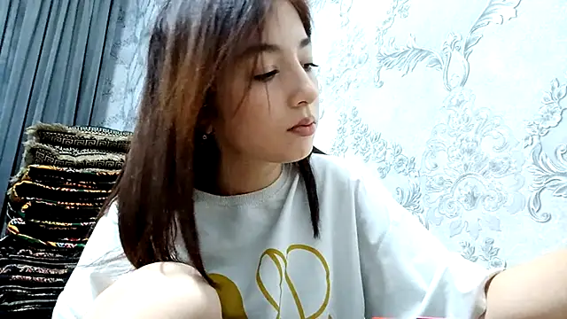 Sofiagreetings online show from November 14, 8:25 am