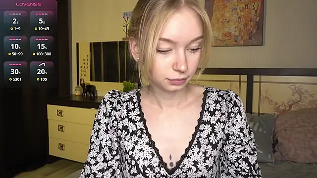 ShanelTunon online show from November 16, 8:20 pm