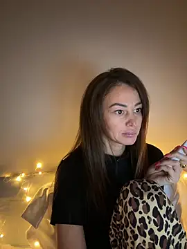 Sindy Energy online show from February 4, 5:38 pm