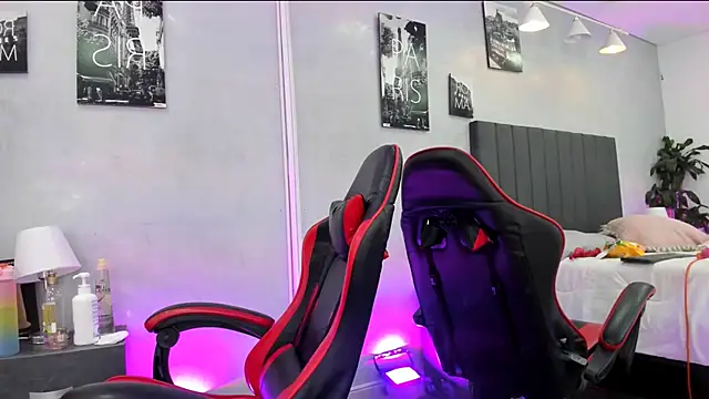 kendra london online show from March 12, 1:58 pm