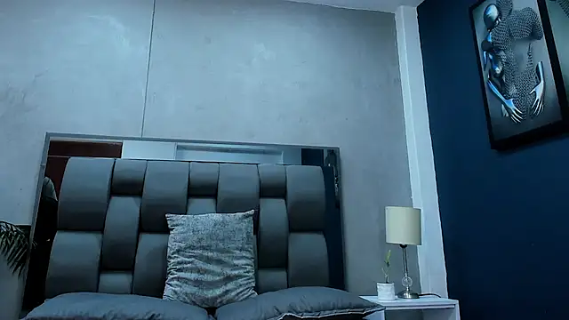 maddy  moon online show from January 16, 4:19 am