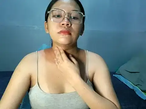 hotsexyreb online show from February 20, 4:33 am