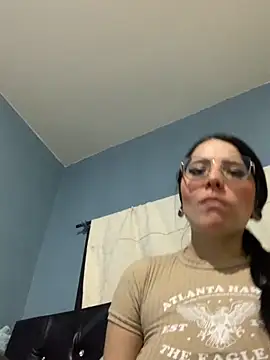 Naomii2 online show from November 9, 4:52 am