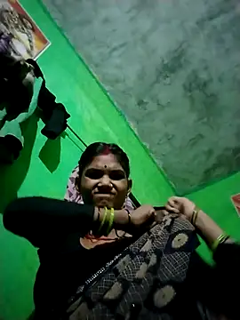 Jooli cuty online show from April 26, 4:05 pm