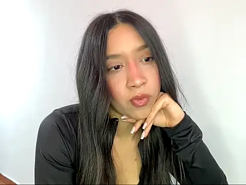 andreamariana online show from February 9, 10:01 pm