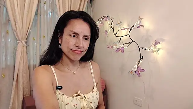 Bella Exhibition online show from April 18, 7:58 pm