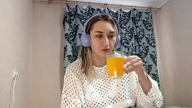 Anabree online show from November 26, 3:18 am