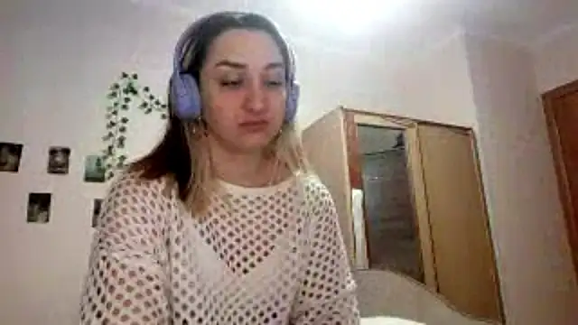 Anabree online show from November 18, 3:18 am