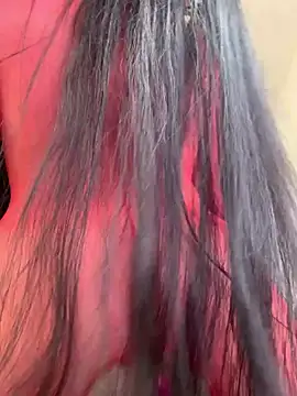 violettabond online show from April 6, 12:39 pm