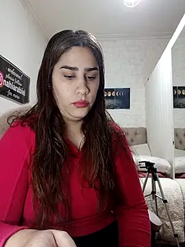 nahiarabiel33 online show from June 29, 6:29 pm