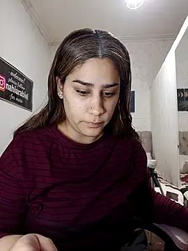 nahiarabiel33 online show from August 8, 4:26 pm