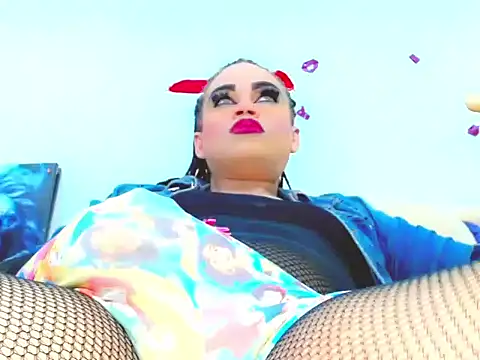 NharaBigCock online show from December 15, 8:36 pm