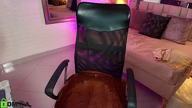 griselle rousse online show from January 17, 4:36 pm