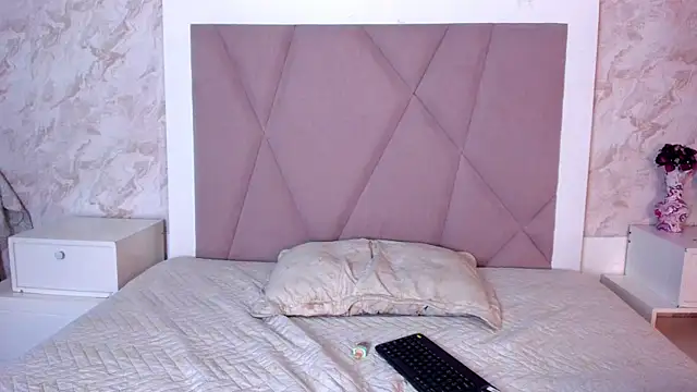 Madhison 5 online show from December 22, 9:18 pm