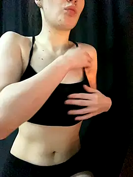 shrie beverly00 online show from November 24, 2:35 am