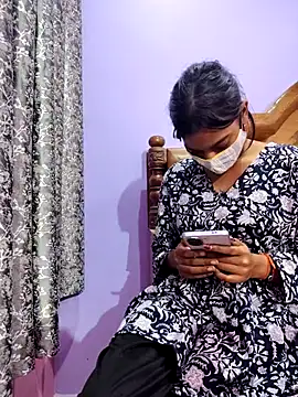 Student12th online show from November 19, 5:24 pm