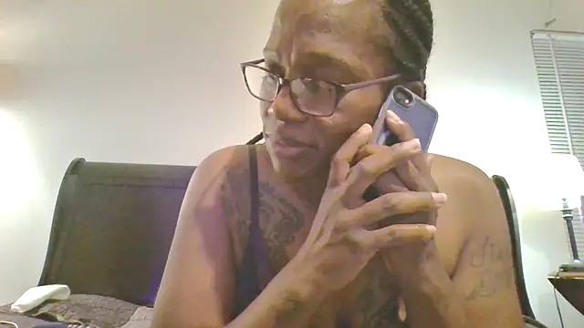 SweetParadise00 online show from November 9, 3:35 am