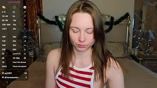 HolyBabyDoll online show from December 15, 12:54 pm