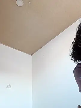 iriss 05 online show from November 21, 12:40 pm