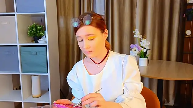 VernonSierras online show from November 13, 3:16 am