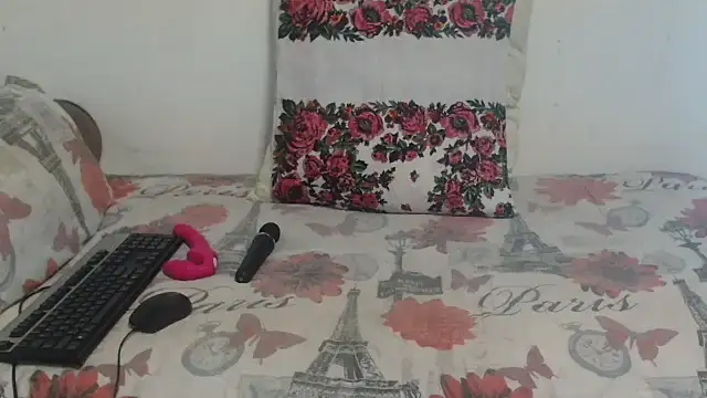 SexySlimMelanin online show from November 23, 6:09 pm