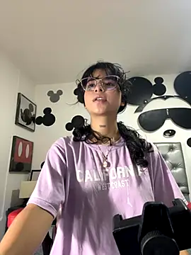  vaiolet owo online show from November 8, 5:12 am