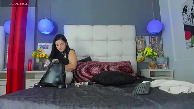 Sharon Tyga20 online show from December 1, 9:17 pm