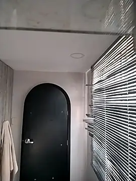 jov and thomas online show from November 19, 3:12 pm