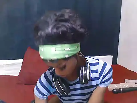 Nikistickyxx25 online show from November 16, 9:26 pm