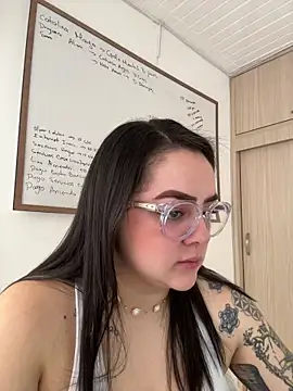 cleo wale  online show from November 28, 1:47 pm