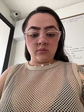 cleo wale  online show from November 9, 4:25 pm