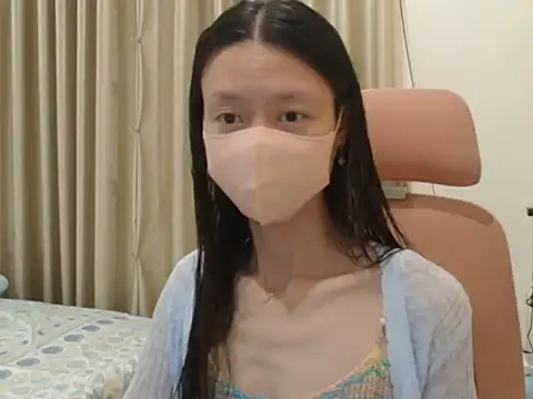 Lil-Cherries online show from March 28, 3:22 pm