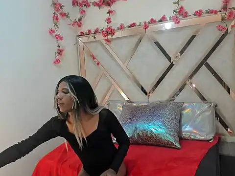 AllisonHott  online show from November 15, 5:30 am