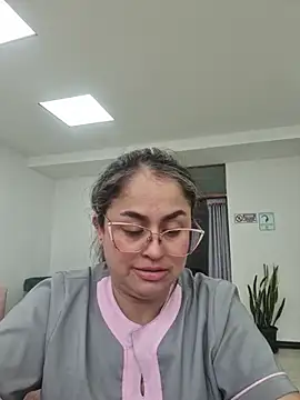 Laurenwc online show from November 19, 7:58 pm