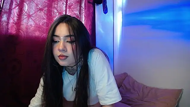  Pariiss online show from April 2, 10:18 pm