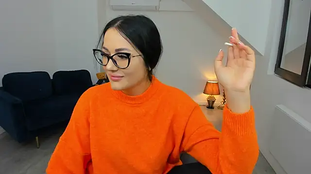 AnyaEvy online show from December 2, 5:09 am