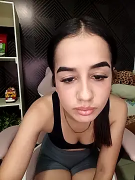 VirginPussyAnita18 online show from November 10, 7:42 pm