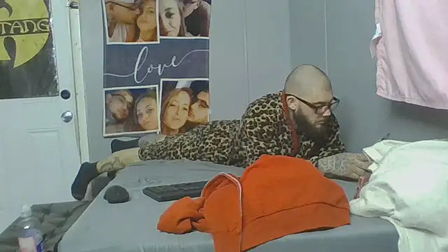 trickydickydaddy online show from January 9, 6:18 am